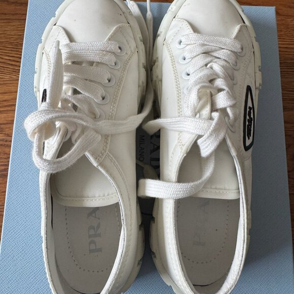 Prada Double Wheel Re-Nylon gabardine sneakers - Picture 5 of 6